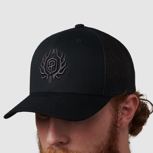 lippalakki outdoor trucker hat